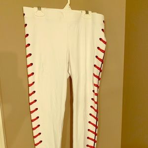 Baseball stitch leggings